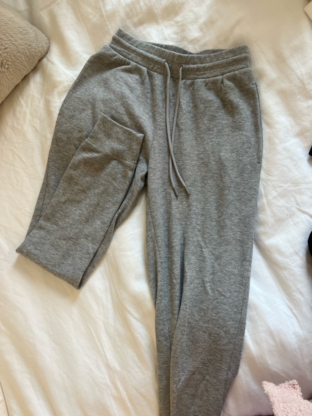 Aritzia Sunday best waffle knitt joggers